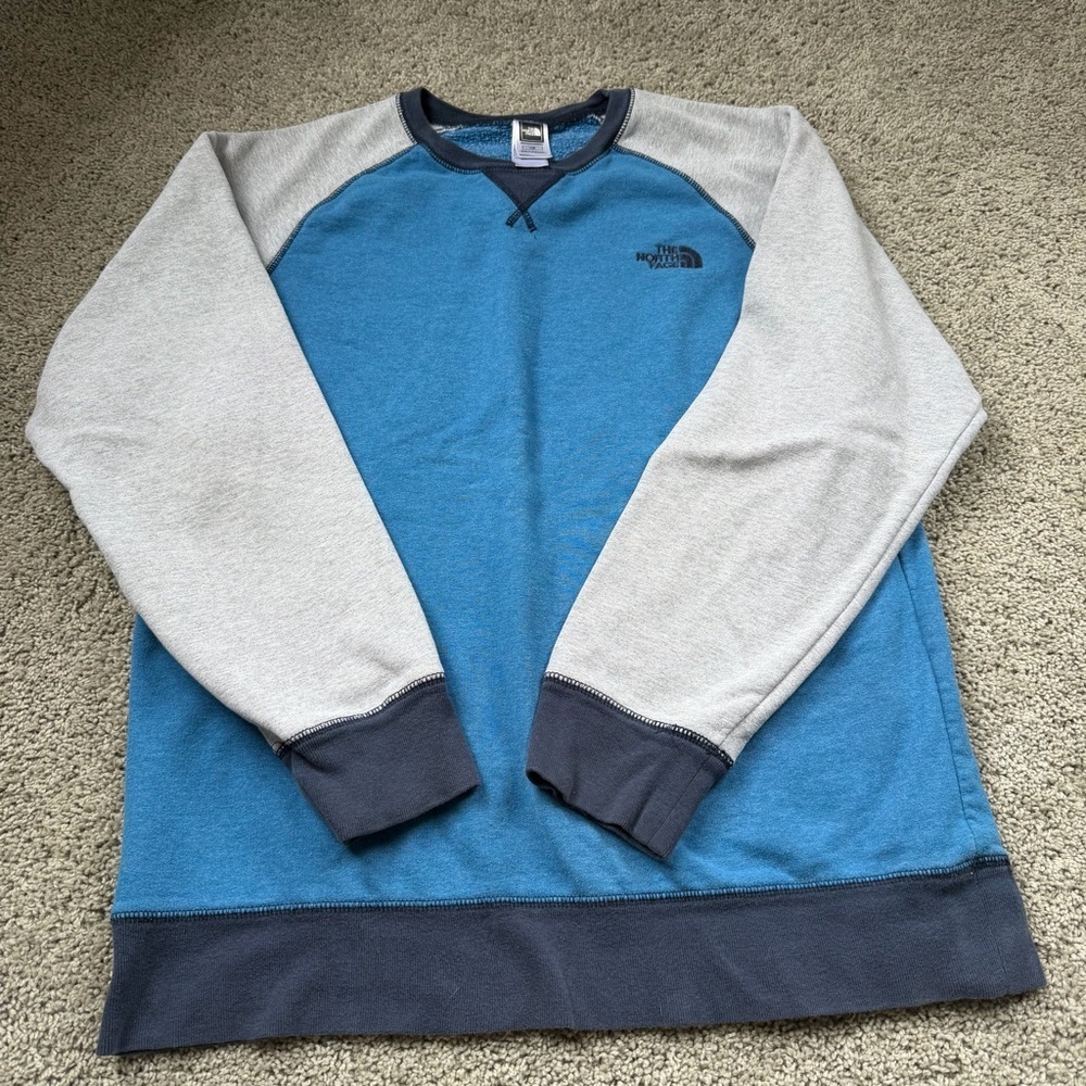 Men's The North Face Blue and Gray Crewneck Sweatshirt Size Large